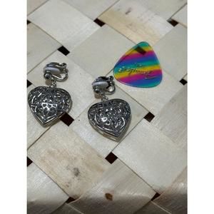 Filigree silver tone boutique clip on earrings new-unworn